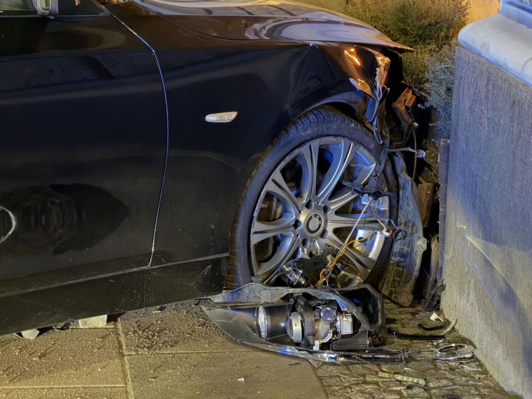 Obywatel Rosji driftował po Placu Zbawiciela