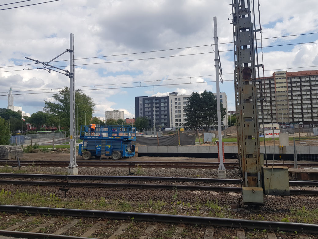 Białystok. Budowa przy dworcu PKP. Zobacz galerię z postępów prac [ZDJĘCIA]