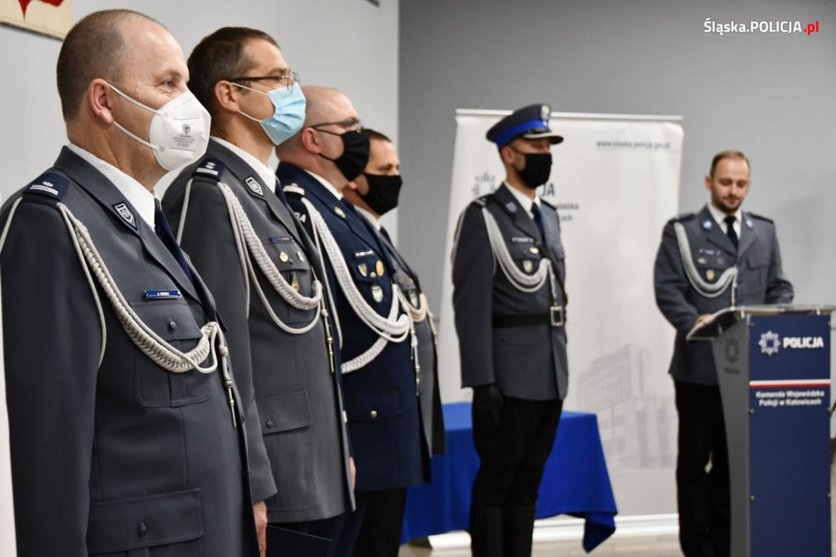  Śliczne policjantki zasiliły szeregi śląskiej policji. Ślubowanie mają za sobą [ZDJĘCIA]