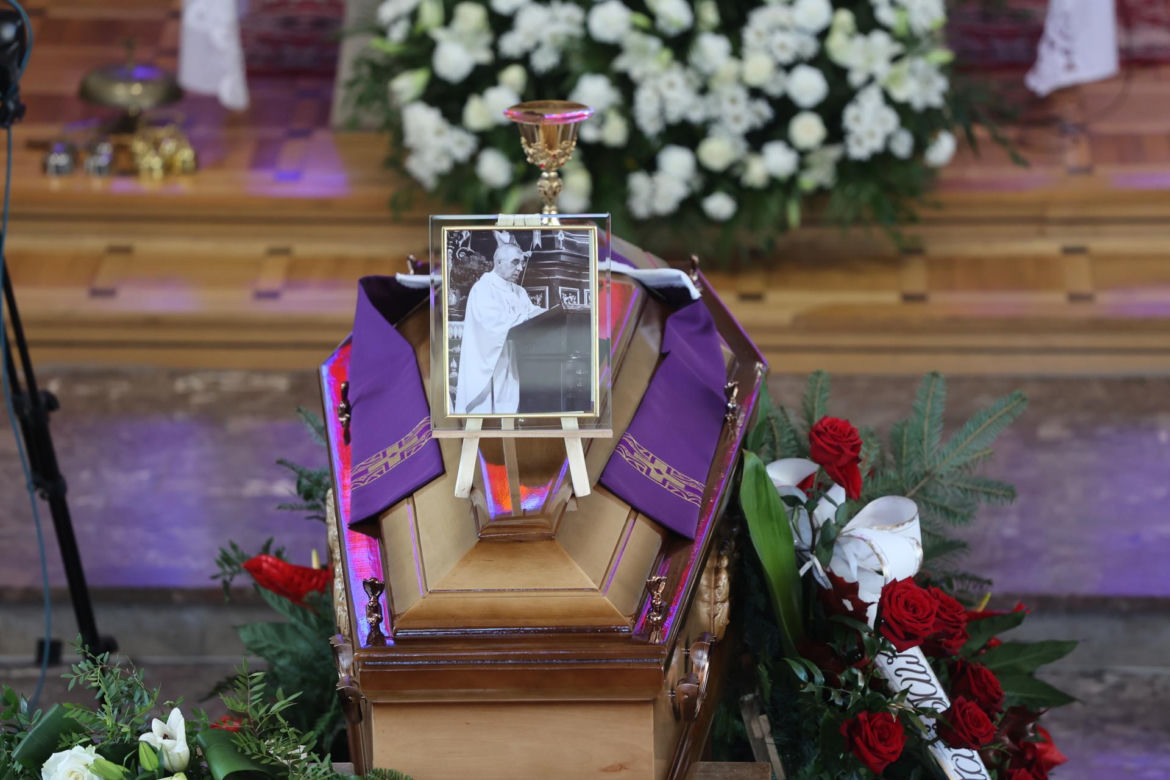 Pogrzeb księdza Stanisława w Grzęsce