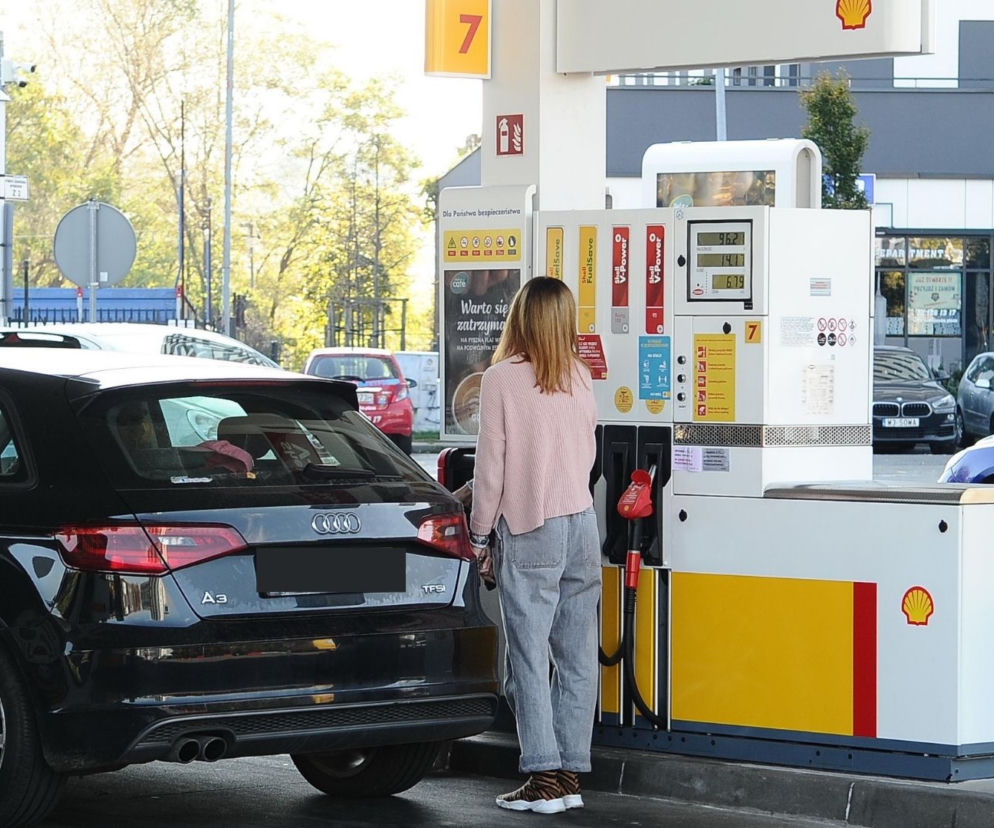 Ceny paliw na stacjach w Polsce: ile kosztuje 95-tka? Czy na święta będzie taniej?