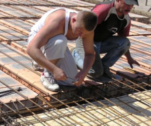 Projekt Powiatowego Urzędu Pracy w Nysie Budowa domów poprzez system szkolenia dla bezrobotnych 