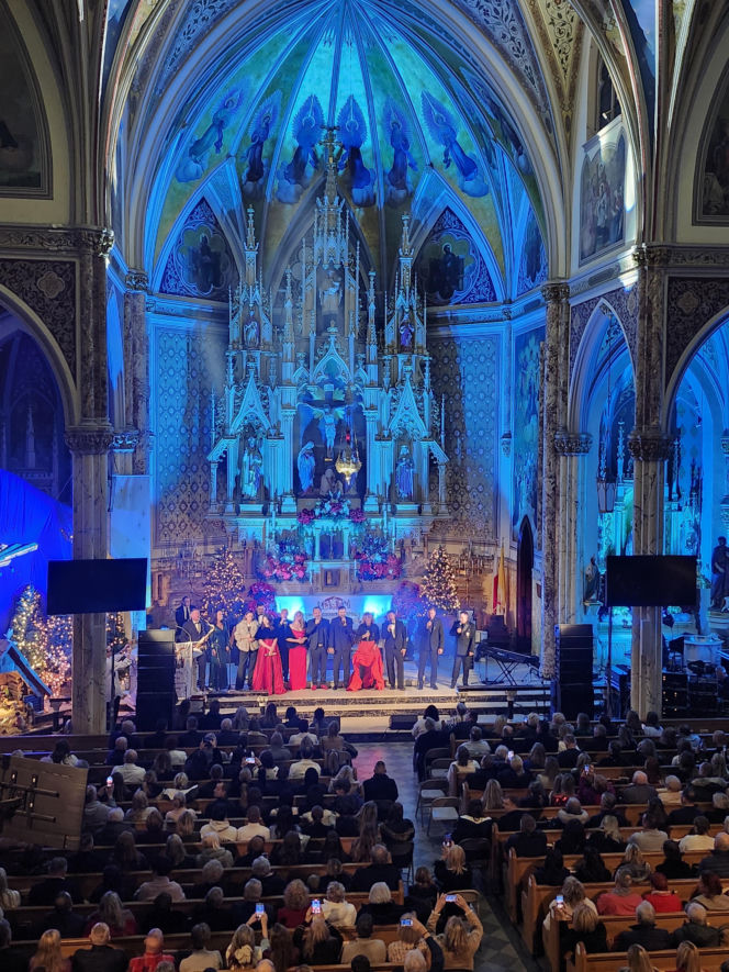 Wielkie Kolędowanie z gwiazdami na Greenpoincie