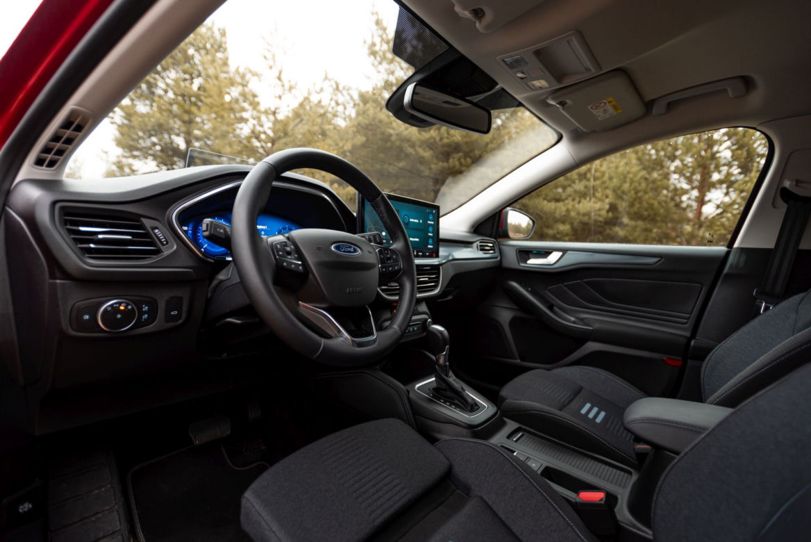 Ford Focus Active X 1.0 EcoBoost Hybrid PowerShift