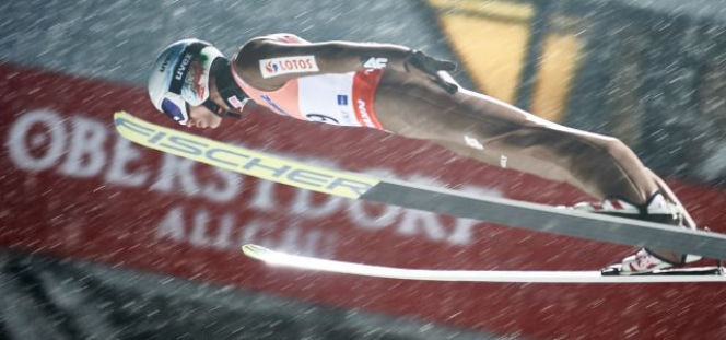  Skoki narciarskie 21.01.2018 - ONLINE i w TV na żywo. O której TRANSMISJA za darmo? 
