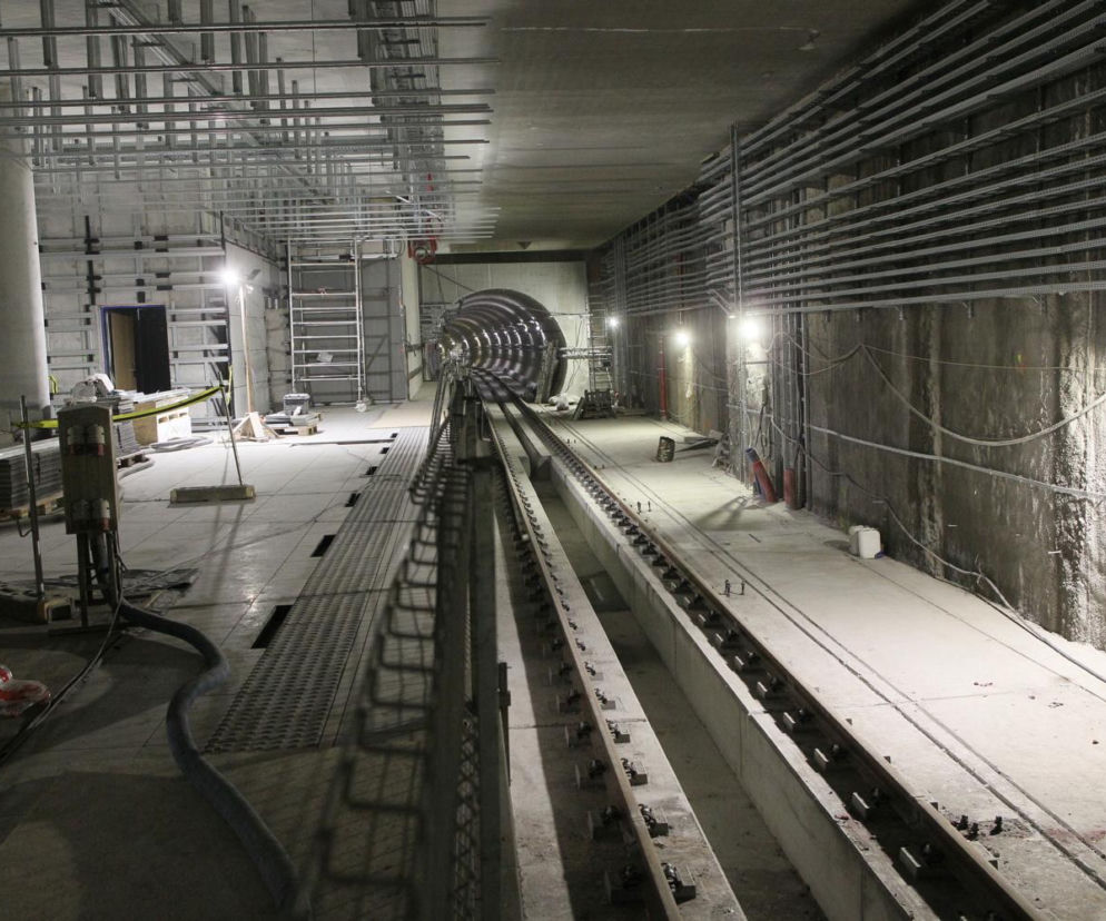 Rozbudowa warszawskiego metra. Trzy nowe stacje już w tym roku?