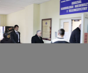 Kaczyńscy na zmianę czuwali przy mamie