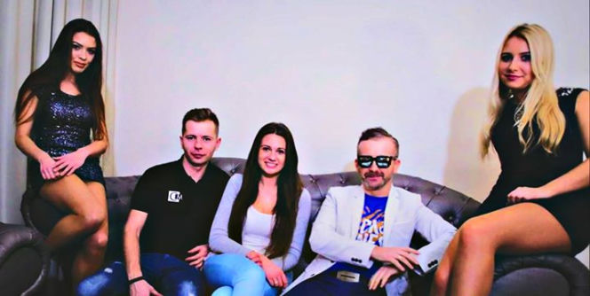 Diskorolka Zakochana Para