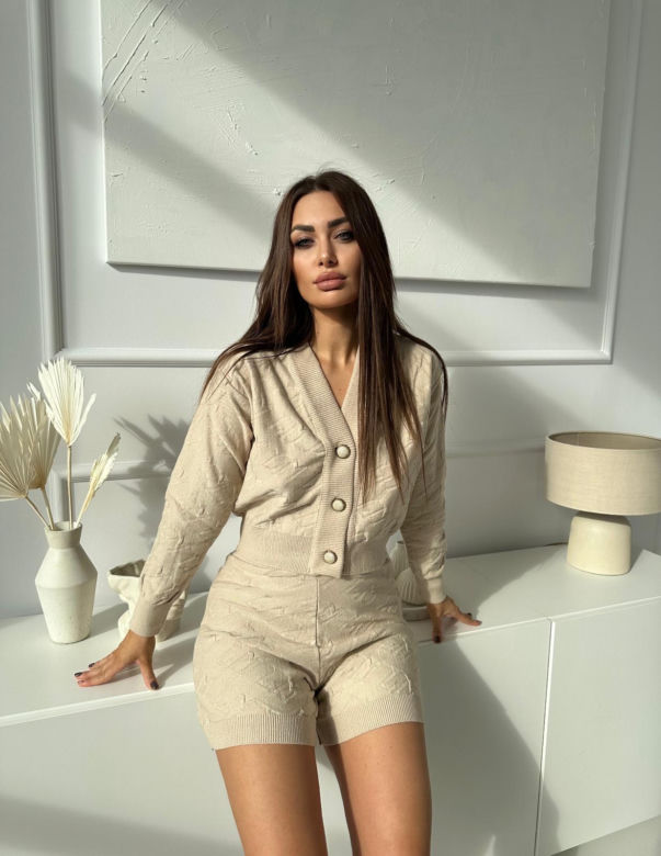 Jessica Ziółek - "WAGS. Cała prawda o kobietach piłkarzy"