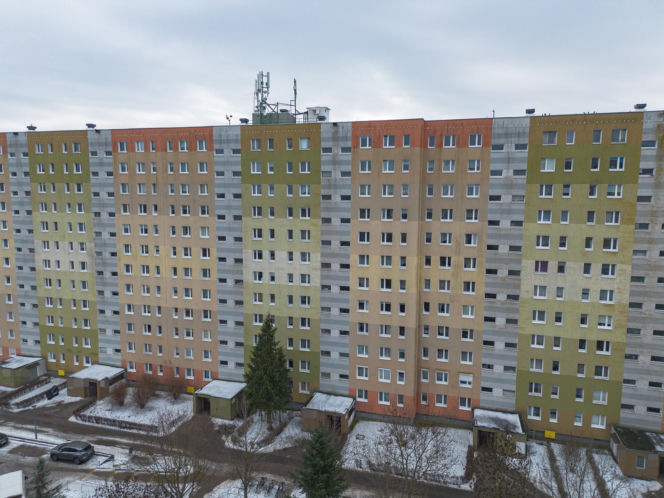 Zwłoki seniora kilka lat leżały w mieszkaniu