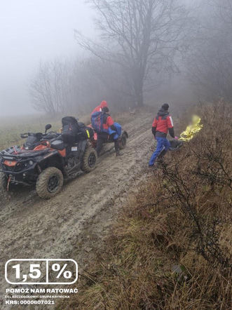 Poważna akcja poszukiwawcza w górach.  Ratownicy GOPR ruszyli  na pomoc turyście,  który utkną na szlaku