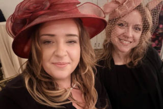 Wiosenny Bal „Szalonych Kapeluszy Daru Serca w Chicago