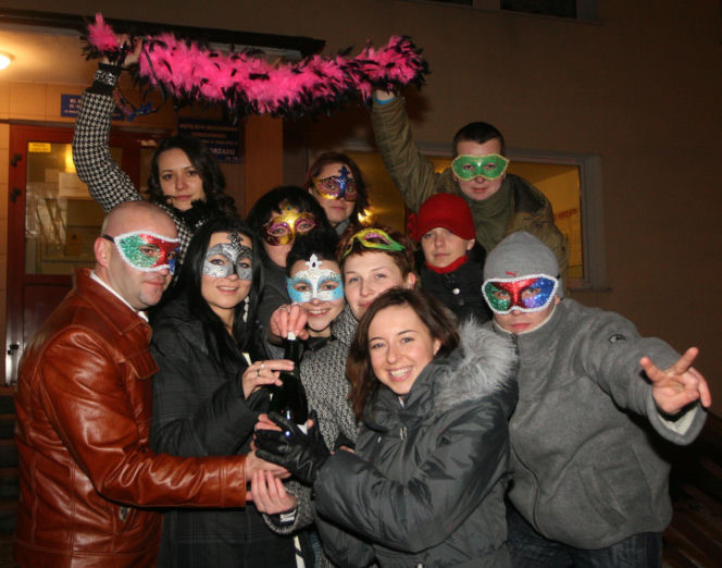 Sylwester w Warszawie sprzed lat. Tak stolica witała dawniej Nowy Rok