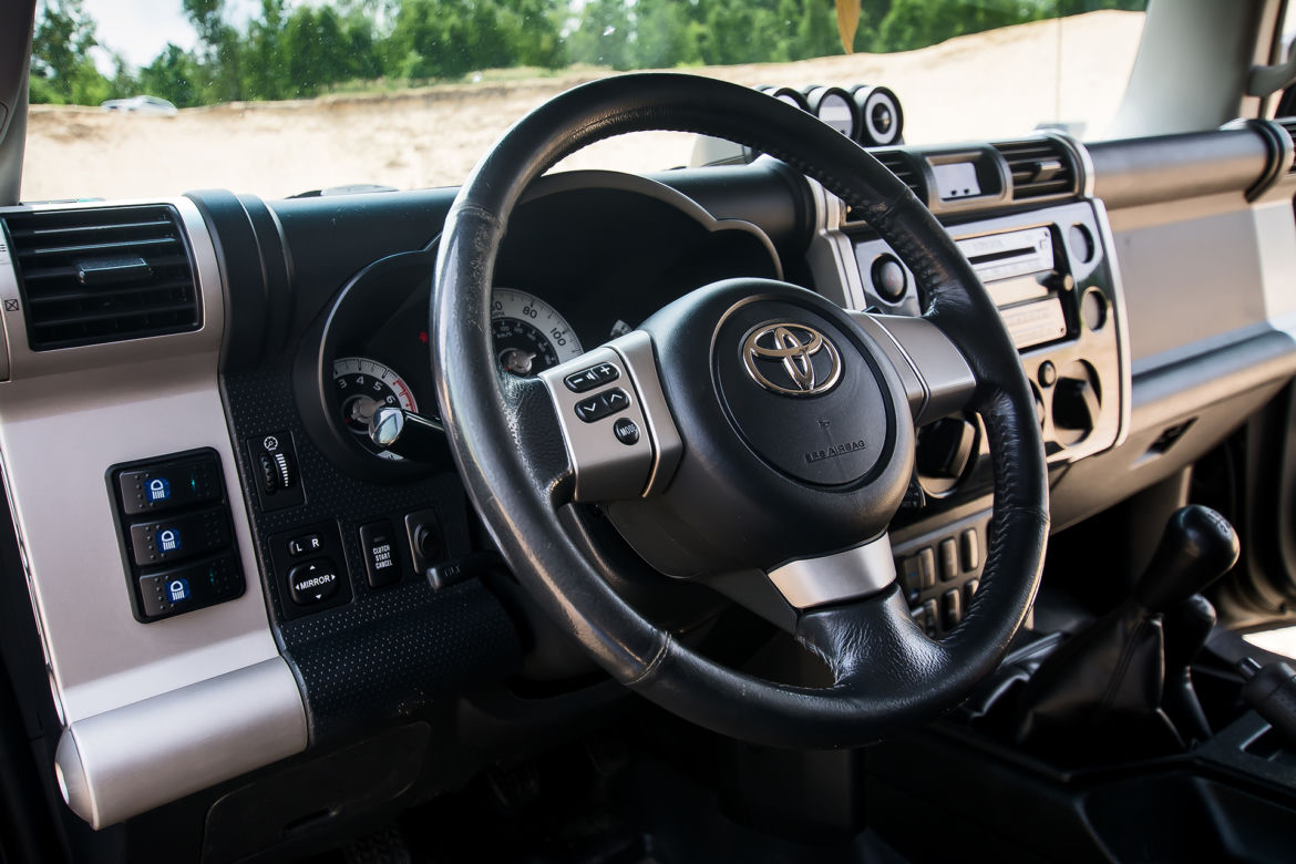 Toyota FJ Cruiser 4.0 V6 z instalacją CNG