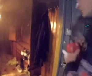 Łódź. Pożar mieszkania przy ul. Kusocińskiego. 27-latka z dzieckiem uwięzieni na balkonie [ZDJĘCIA]