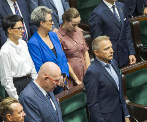 Powakacyjna rewia mody w Sejmie