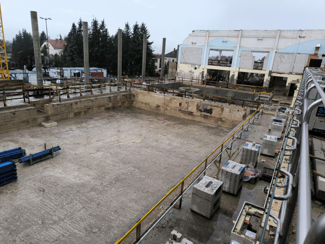 Modernizacja pływalni Akwawit w Lesznie