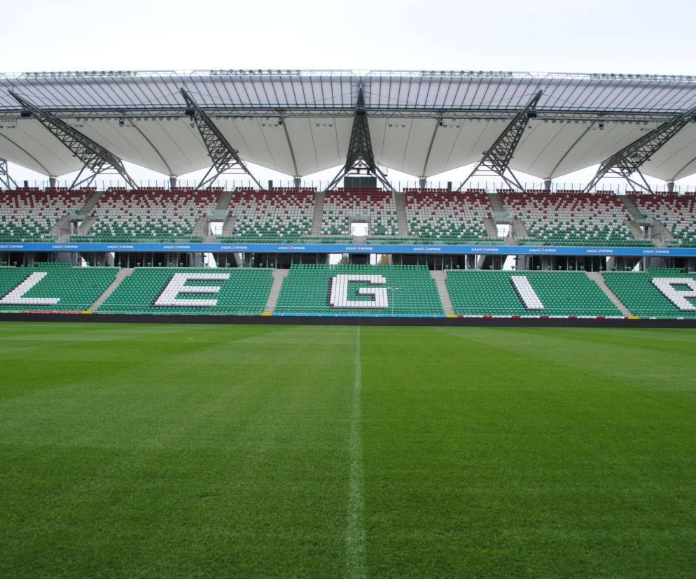 Mecz Legia Warszawa – Wisła Kraków. Jak dostać się na stadion?