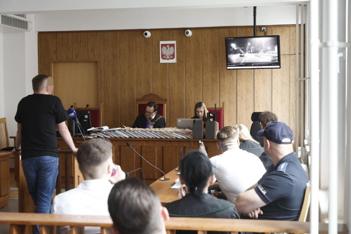 „Zamówili dwie butelki wódki i lemoniadę”. Kelner ujawnia, co działo się przed tragedią na Trasie Łazienkowskiej