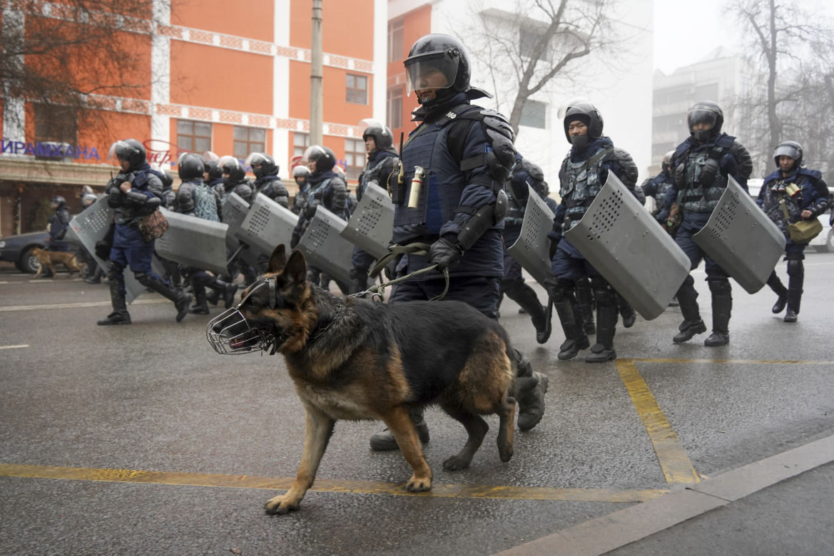 Rzeź w Kazachstanie! Bunt przeciw drożyźnie. Kostnice pełne demonstrantów