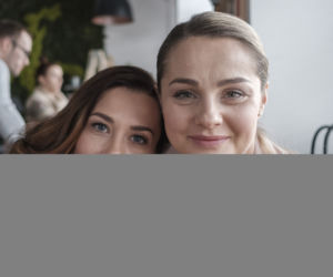 Przyjaciółki 11 sezon odc. 132. Inga (Małgorzata Socha), Zuza (Anita Sokołowska)