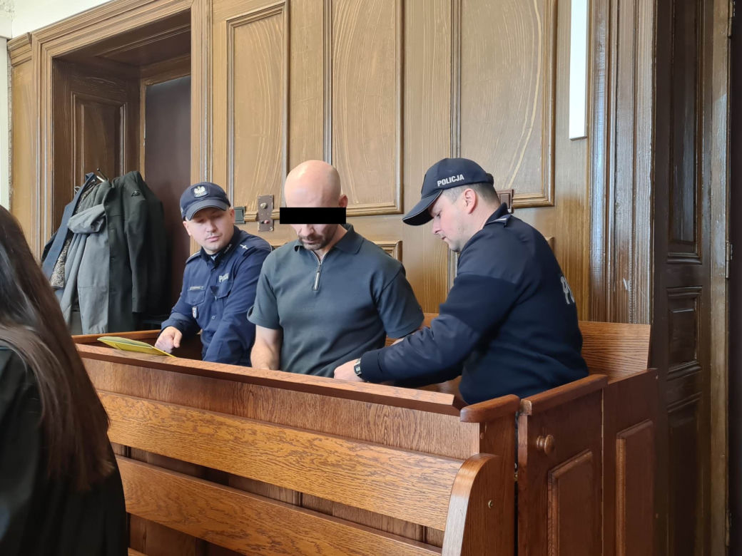 Zabójstwo na ul. Czudeckiej w Rzeszowie. Ruszył proces Arkadiusza M. [GALERIA]