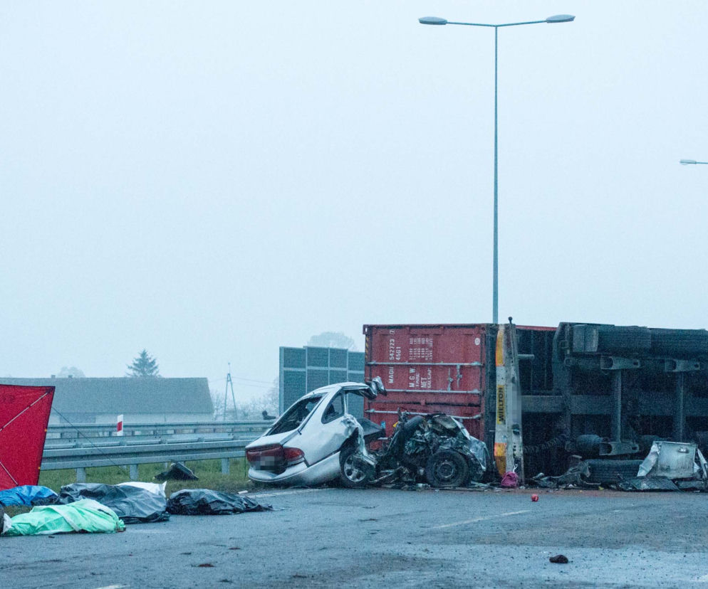 Tragiczny wypadek koło Włocławka na autostradzie A1. 5 osób nie żyje