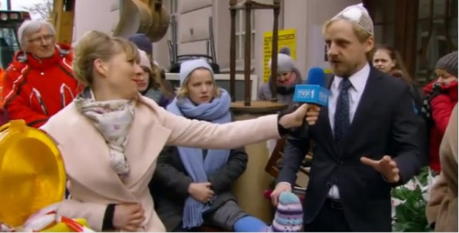 O mnie się nie martw 2 sezon odc. 13. Krzysiek (Paweł Domagała), Iga (Joanna Kulig)