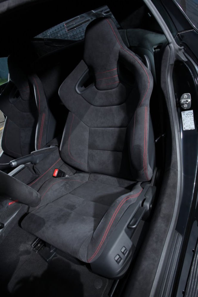RECON MC8 - Audi R8 po tuningu Potter & Rich
