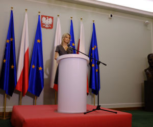 Jakim prawem mąż Ogórek jest rektorem