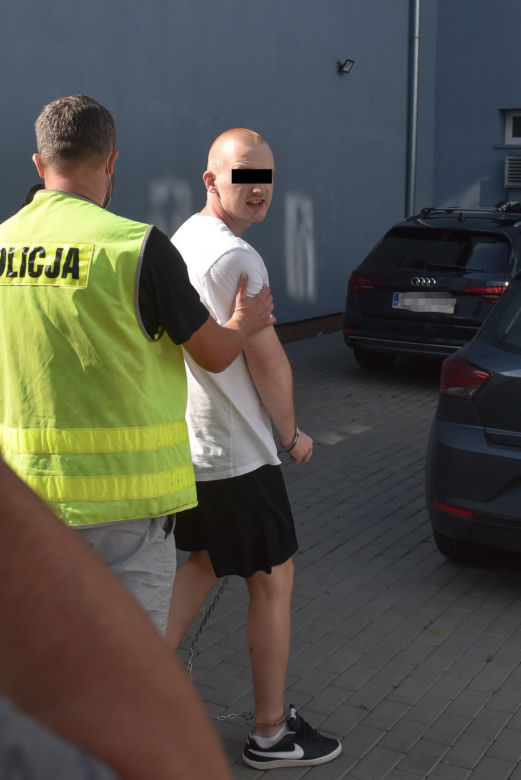 Zabiłem dziadków, bo mnie podtruwali!