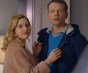 O mnie się nie martw 2 odcinek 13. Asia (Aleksandra Domańska), Adam (Lesław Żurek)
