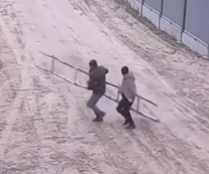 Karolina Pajączkowska na granicy polsko-białoruskiej