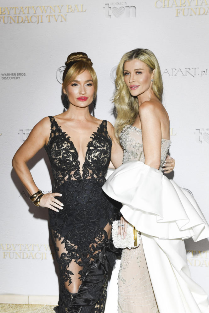 Joanna Krupa błysnęła na balu