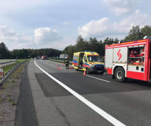 Horror na A4. Kobieta wyskoczyła z płonącego busa