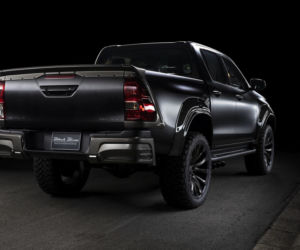Toyota Hilux po tuningu WALD International 