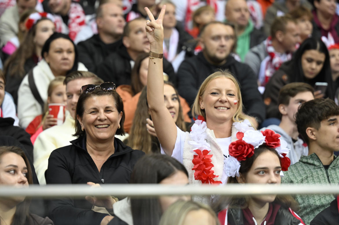 Tłumy kibiców na PGE Narodowym w Warszawie. Polska-Bośnia [ZDJĘCIA]