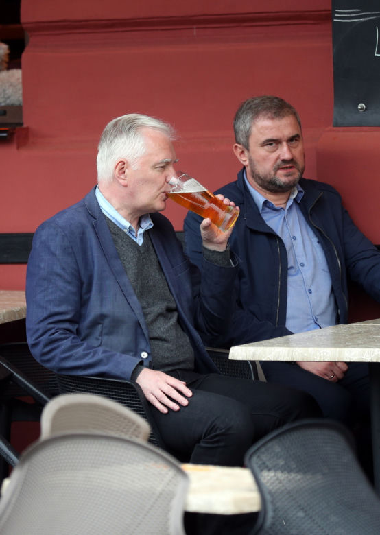 Jarosław Gowin: Po zakupach na piwko