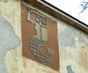 Dawna szkoła powszechna na Słomińskiego 1 w Warszawie