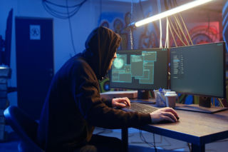 Polska na celowniku hakerów. Rekordowa liczba cyberataków na urzędy. Eksperci wskazują powód