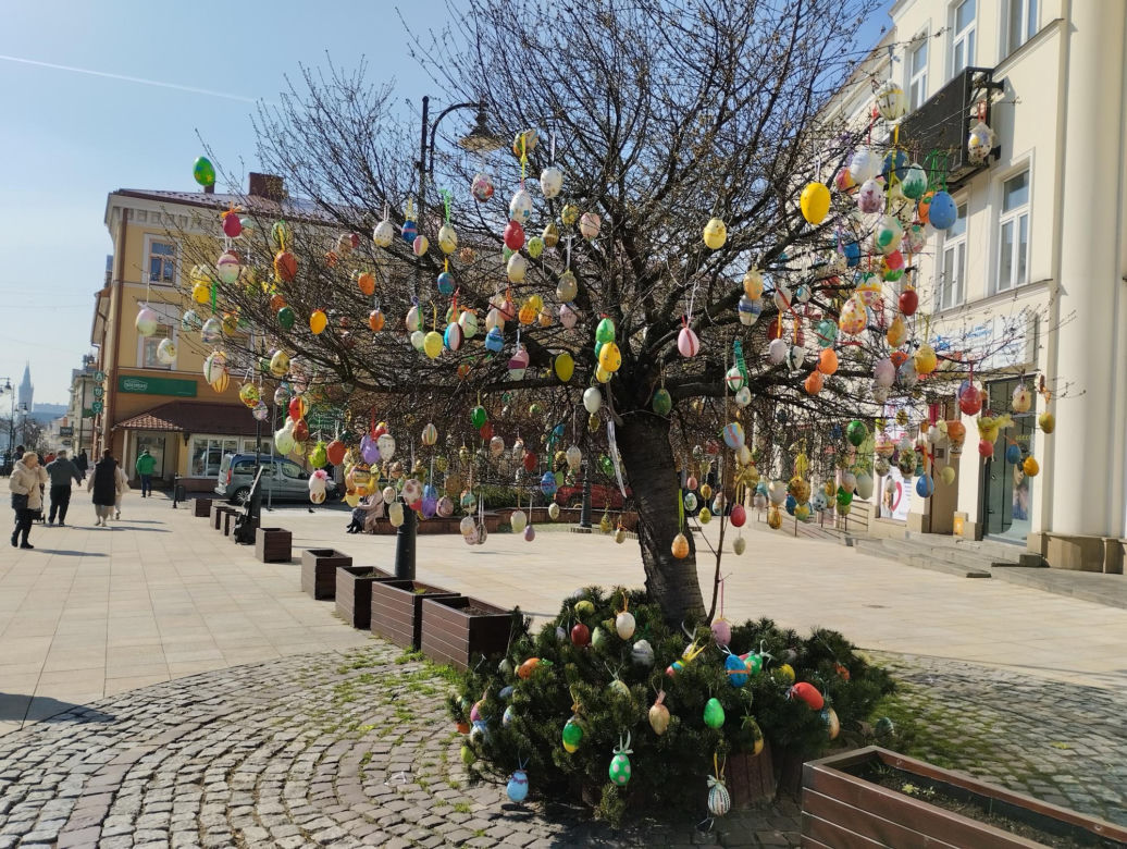 Pisankowy Desant 2024. Tarnów zamienił się w wielkanocną stolicę Polski! 