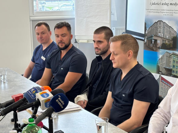 Konferencja prasowa w szpitalu