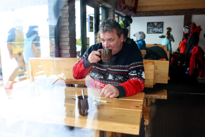 Michał Wójcik z PiS szaleje na nartach