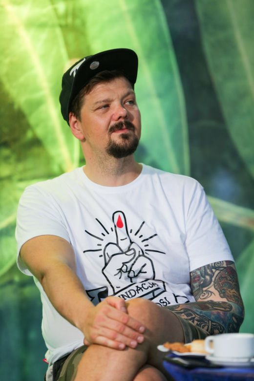 Michał Figurski boi się, że koronawirus go zabije. 