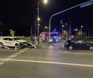 Po pijaku rozbiła mercedesa z wypożyczalni