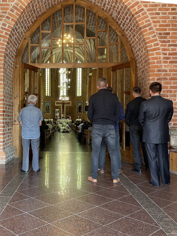 Pogrzeb ofiar makabrycznego wypadku na S22