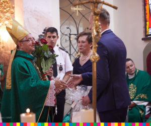 Bobrówka. Abp. Sławoj Leszek Głódź przyjechał w rodzinne strony. Obchodził ważną uroczystość [ZDJĘCIA]