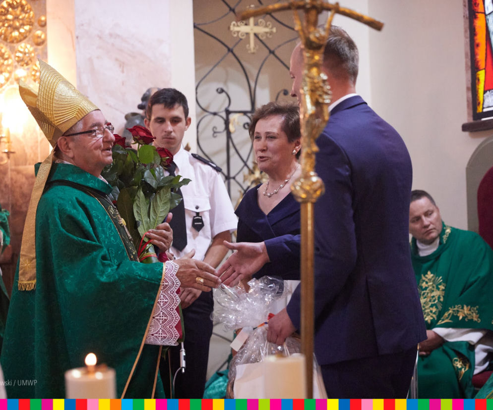 Bobrówka. Abp. Sławoj Leszek Głódź przyjechał w rodzinne strony. Obchodził ważną uroczystość [ZDJĘCIA]