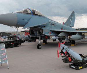 Niemiecki samolot Eurofighter Typhoon