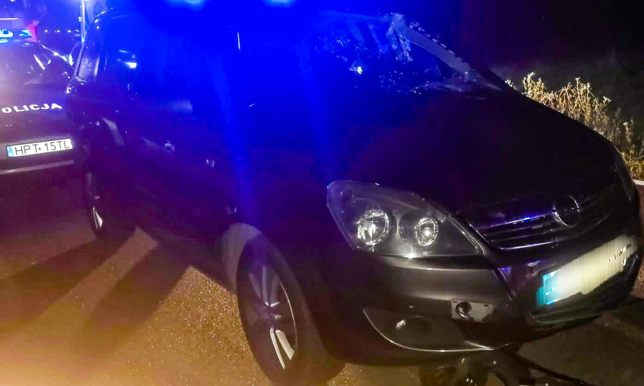 15-latek na hulajnodze zginął pod kołami Opla